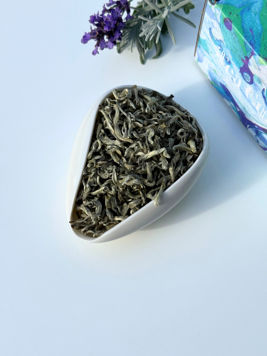 Snow Cap Tea Early Spring Snow Buds white tea, China | The Tea Curator
